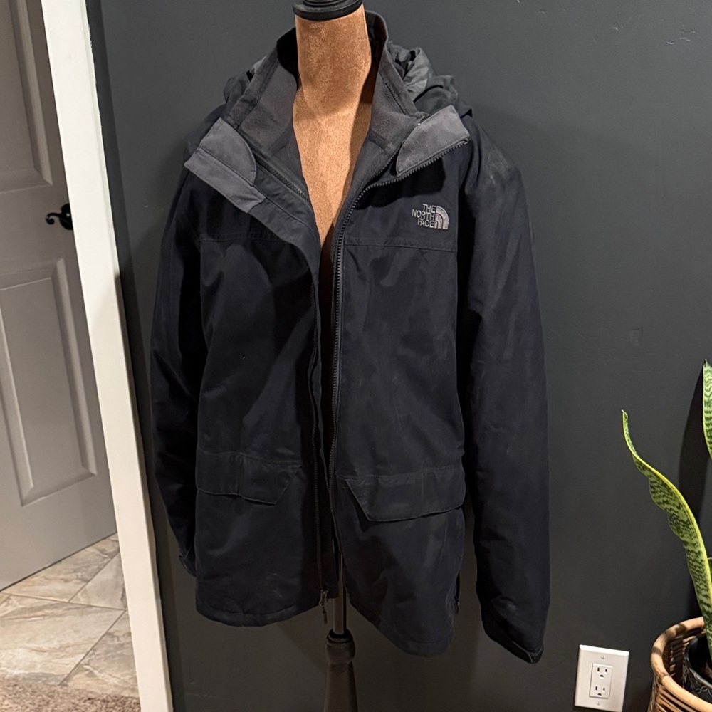 The North Face Men's Black softshell jacket with zip out liner